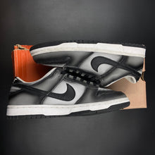 Load image into Gallery viewer, US9 Nike Dunk Low Haze (2003)
