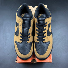 Load image into Gallery viewer, US10 Nike Dunk Low Maple Black (2003)

