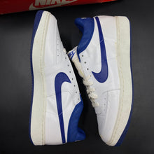 Load image into Gallery viewer, US12 Nike Sky Force 3/4 White / Blue (1984)
