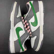 Load image into Gallery viewer, US9 Nike Dunk Low Twisted Prep (2003)
