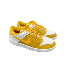 Load image into Gallery viewer, US9 Nike Dunk Low Curry iD (2006)
