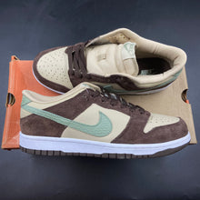 Load image into Gallery viewer, US8.5 Nike Dunk Low Baroque Glaze Green (2004)
