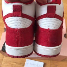 Load image into Gallery viewer, US7.5 Nike SB Dunk High St John&#39;s (2005)

