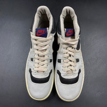 Load image into Gallery viewer, US7.5 Nike Mac Attack Light Grey (1985)
