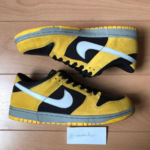 Load image into Gallery viewer, US12 Nike Dunk Low Varsity Maize Black (2007)
