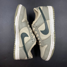 Load image into Gallery viewer, US8 Nike Dunk Low Outdoor Green Light Stone (2003)

