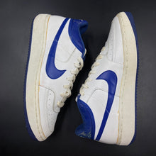 Load image into Gallery viewer, US8 Nike Sky Force 3/4 White/Blue (1983)
