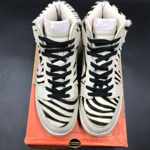 US8.5 Nike Dunk High Zebra (2005)