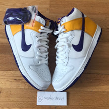 Load image into Gallery viewer, US8.5 Nike Dunk High LA Lakers (2004)
