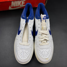 Load image into Gallery viewer, US12 Nike Sky Force 3/4 White / Blue (1984)
