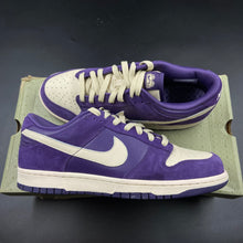 Load image into Gallery viewer, US10 Nike Dunk Low Quasar Purple 6.0 (2006)
