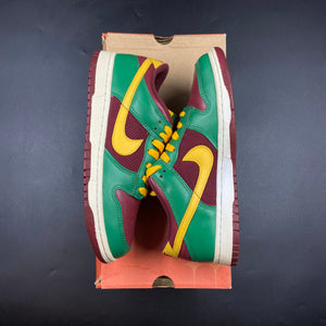 US7.5 Nike Dunk Low Portugal (2004)