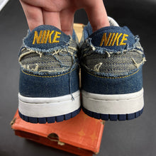 Load image into Gallery viewer, US8.5 Nike Dunk Low Denim (2006)
