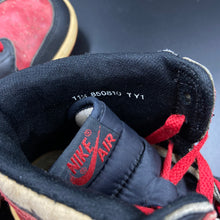 Load image into Gallery viewer, US11.5 Air Jordan 1 High Bred (1985)
