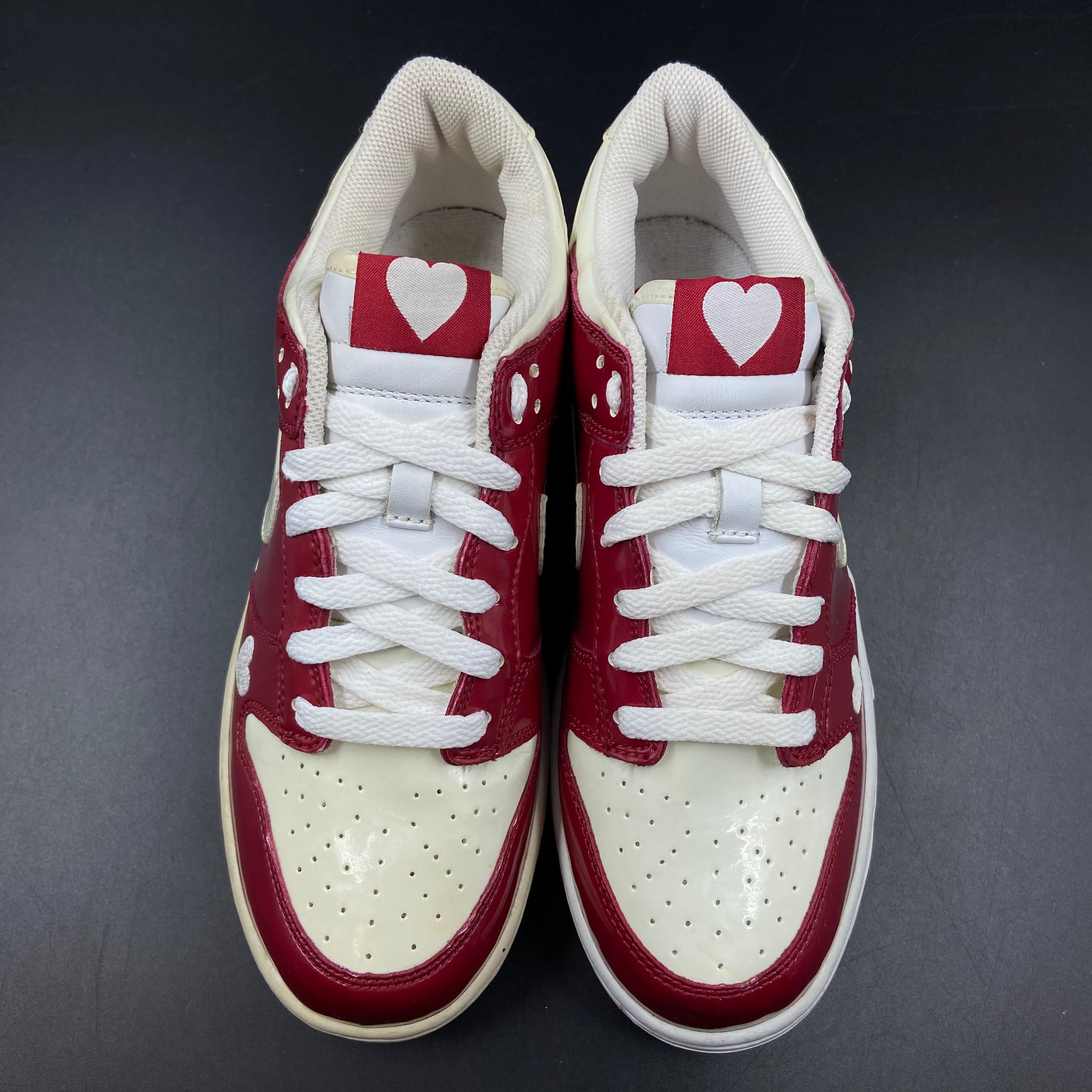 Nike dunk low sales valentines day 2004