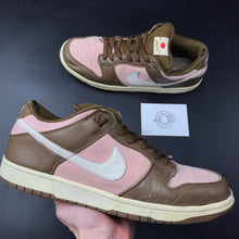 Load image into Gallery viewer, US13 Nike SB Dunk Low Stüssy Cherry (2005)
