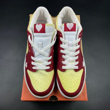 Load image into Gallery viewer, US8.5 Nike Dunk Low Valentine’s Day (2004)
