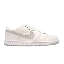 Load image into Gallery viewer, US11.5 Nike Dunk Low Pro Patent White Neutral Grey (2002)
