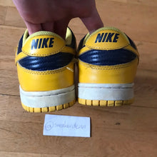 Load image into Gallery viewer, US8 Nike Dunk Low VNTG Reverse Michigan (2010)
