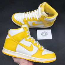 Load image into Gallery viewer, US11 Nike Dunk High Maize Sail Pack (2011)
