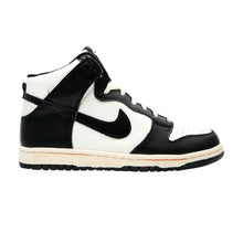 Load image into Gallery viewer, US9 Nike Dunk High VNTG Black &amp; White (2008)
