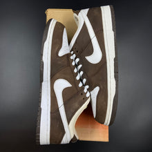 Load image into Gallery viewer, US10 Nike Dunk Low Baroque Brown (2004)
