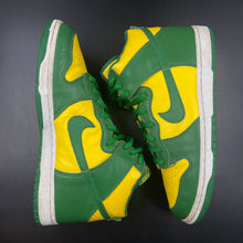 Load image into Gallery viewer, US12 Nike Dunk High Brazil (2003)
