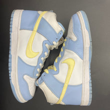 Load image into Gallery viewer, US9.5 Nike Dunk High Baby Blue (2004)

